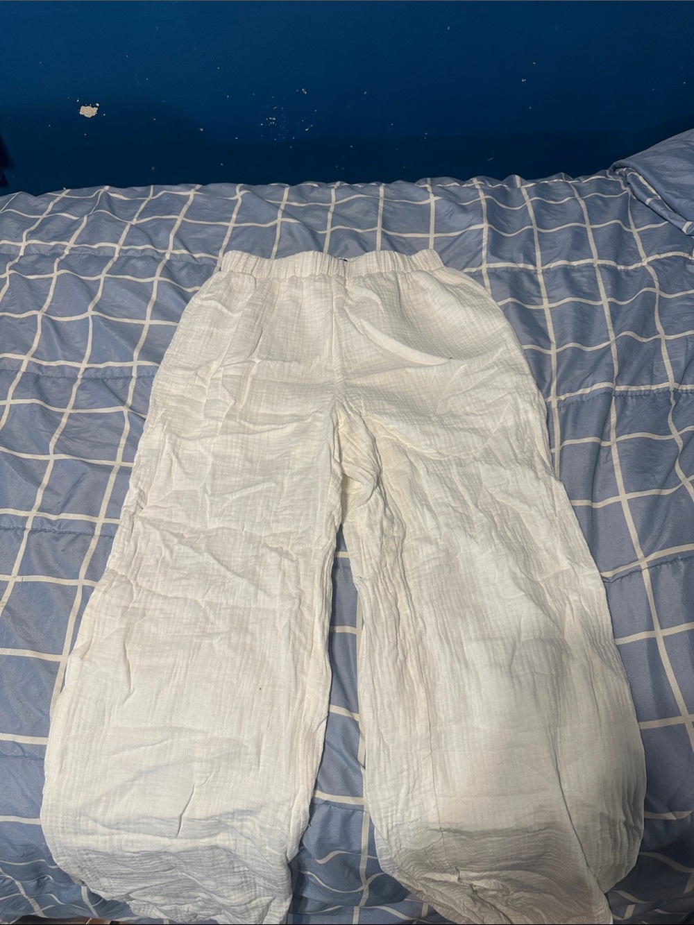 SHEIN White Wide-Leg Lightweight Pants